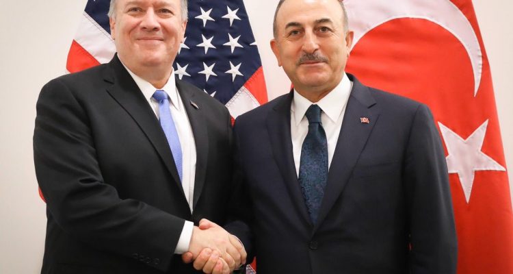 Τουρκία: Τηλεφωνική επικοινωνία Pompeo-Cavusoglu