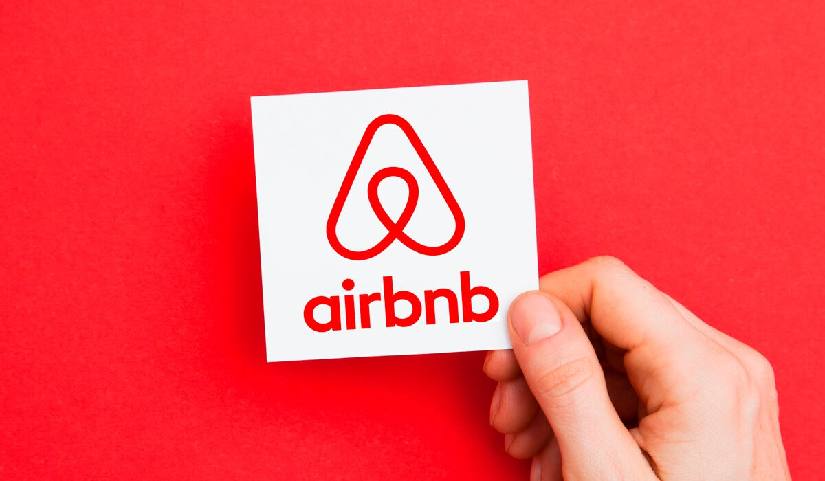 Στο 1,15 δις. Ευρώ τα έσοδα από Airbnb σε ένα χρόνο στην Ελλάδα
