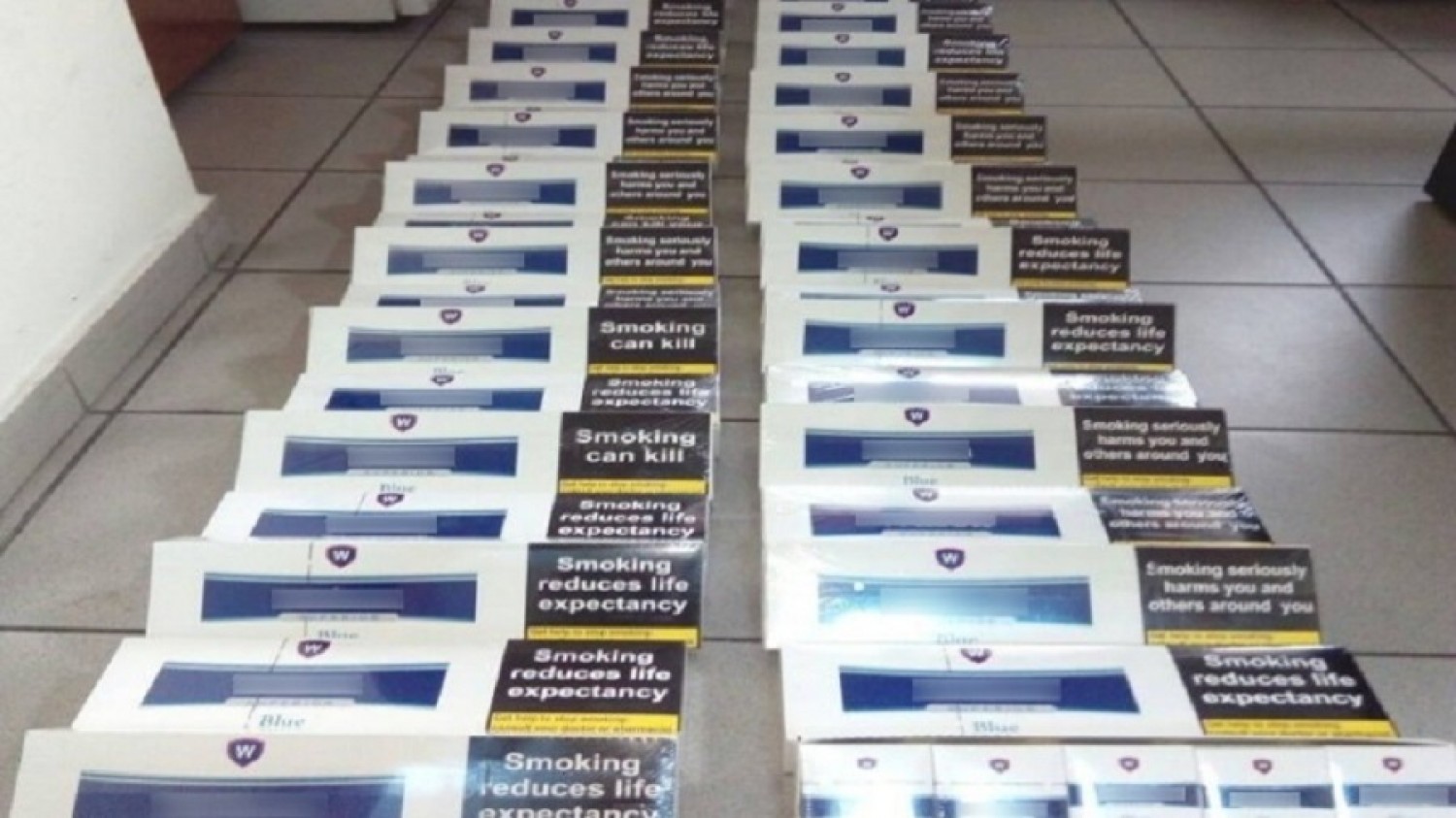 Χαμένα έσοδα 700 εκατ. από λαθρεμπόριο τσιγάρων