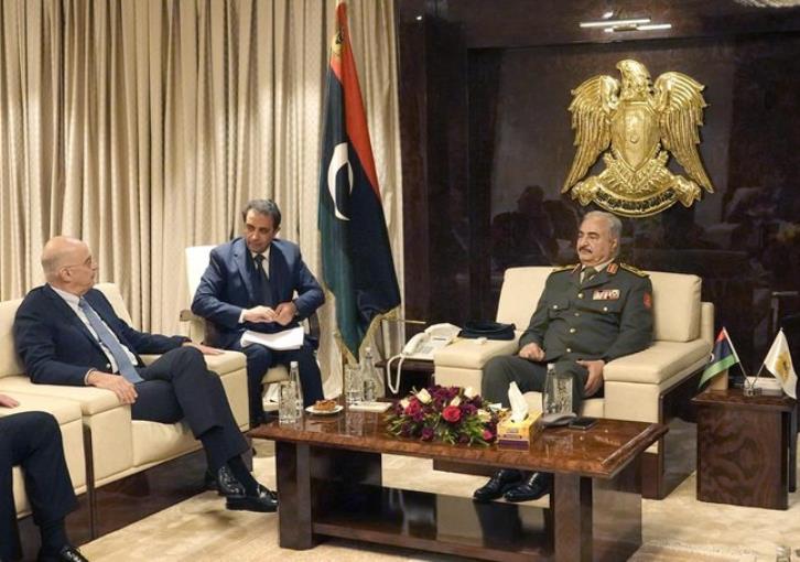 Στην Αθήνα ο Haftar συναντά Μητσοτάκη και Δένδια