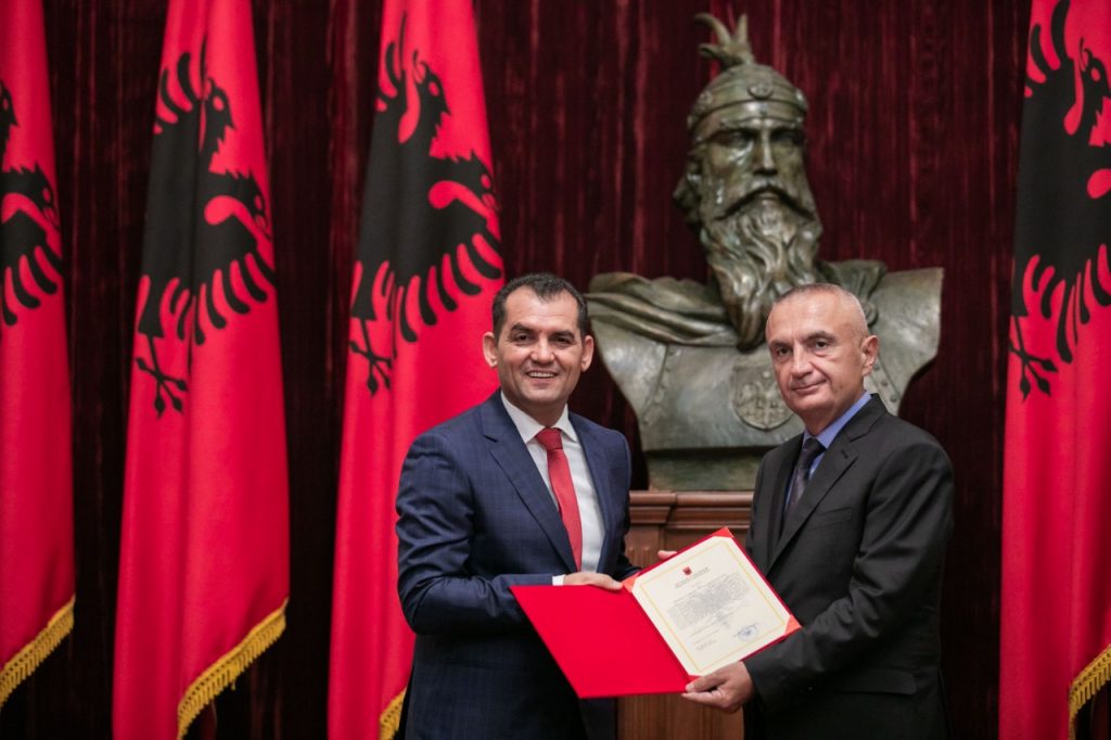 Ανακοινώθηκαν τα ονόματα των διεκδικητών της κενής θέσης του Συνταγματικού Δικαστηρίου