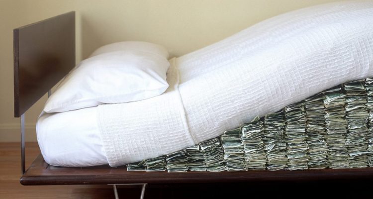 Επιστρέφουν τα χρήματα από τα…στρώματα