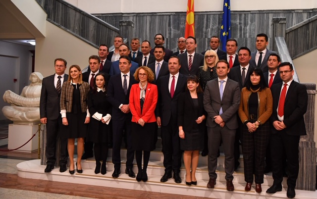Βόρεια Μακεδονία: Εγκρίθηκε η μεταβατική κυβέρνηση του Spasovski