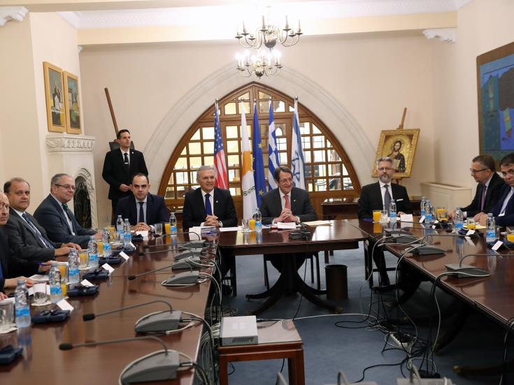 Κύπρος: Συνάντηση Αναστασιάδη με ελληνοαμερικανικές και αμερικανοεβραϊκές οργανώσεις