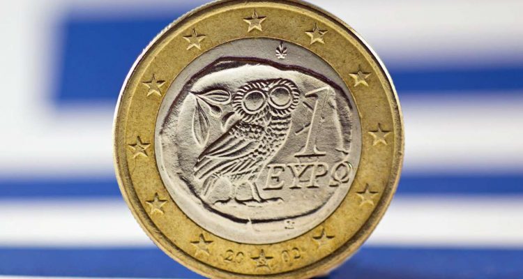 Στο “τραπέζι” η καθυστερημένη μείωση των πλεονασμάτων
