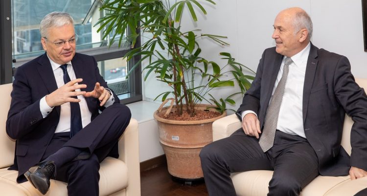 Inzko: Οι πολιτικοί της Β-Ε θα πρέπει να δεσμευθούν περισσότερο για την εφαρμογή του κράτους δικαίου