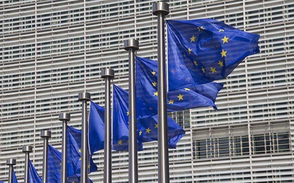 Η ΕΕ αναλαμβάνει ταχεία δράση για να διαθέσει χρήματα για την αντιμετώπιση των επιπτώσεων της πανδημίας COVID-19