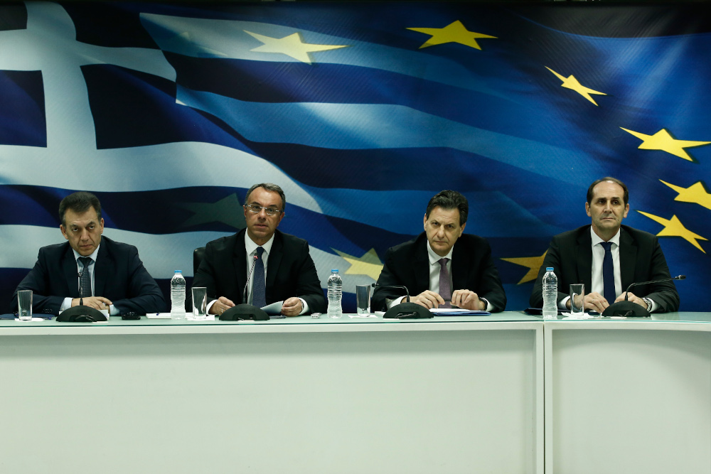 Τα πρώτα οικονομικά μέτρα για τον κορωναϊό στην Ελλάδα