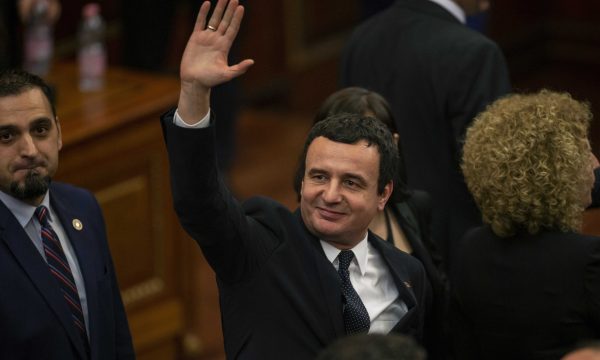 Κοσσυφοπέδιο: Έτοιμη η απόφαση για κατάργηση των δασμών στις πρώτες ύλες από Σερβία και Β-Ε