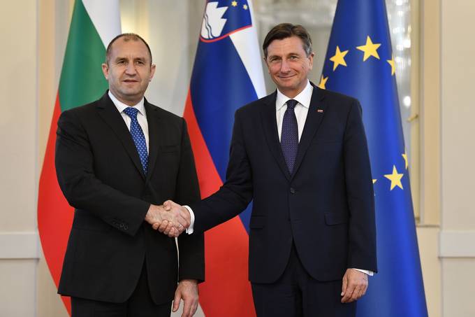 Σλοβενία: Pahor, Radev είχαν τηλεφωνική επικοινωνία