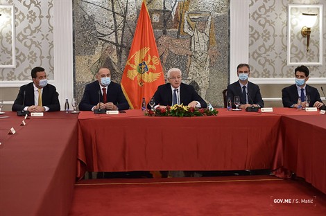 Μαυροβούνιο: Την οργή του Βελιγραδίου προκάλεσε η απόφαση της κυβέρνησης να μην ανοίξει τα σύνορα με τη Σερβία