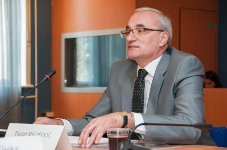 Μαυροβούνιο: Ο πρέσβης στη Σερβία πιστεύει ότι στις επόμενες 10 ημέρες θα βρεθεί λύση αναφορικά με το άνοιγμα των συνόρων