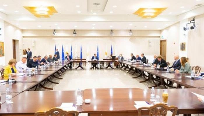 Κύπρος: Συνάντηση Αναστασιάδη με φορείς της οικονομίας για τα επόμενα βήματα στήριξης των επιχειρήσεων