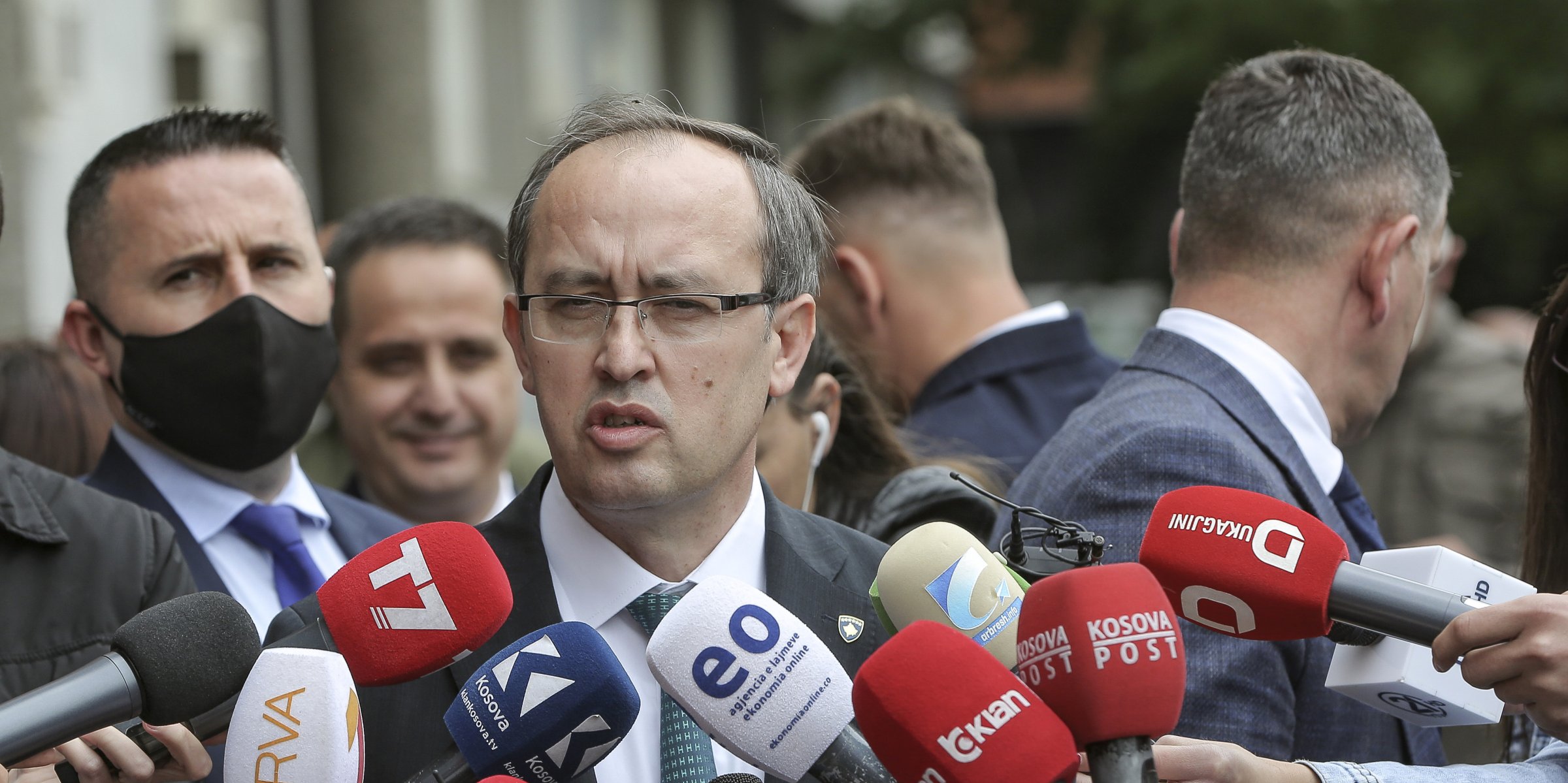 Κοσσυφοπέδιο: Πρόεδρος και Πρωθυπουργός πρέπει να πορευτούν μαζί στο διάλογο με τη Σερβία, είπε ο Hoti