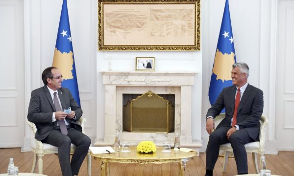 Κοσσυφοπέδιο: Διαβουλεύσεις για την σύνθεση της αντιπροσωπείας που θα μεταβεί στην Ουάσιγκτον