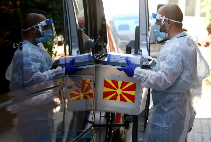 Βόρεια Μακεδονία: Έκλεισαν οι κάλπες της πρώτης μέρας της τριήμερης ψηφοφορίας