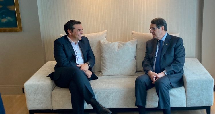 Ελλάδα: Συνάντηση Αναστασιάδη Τσίπρα
