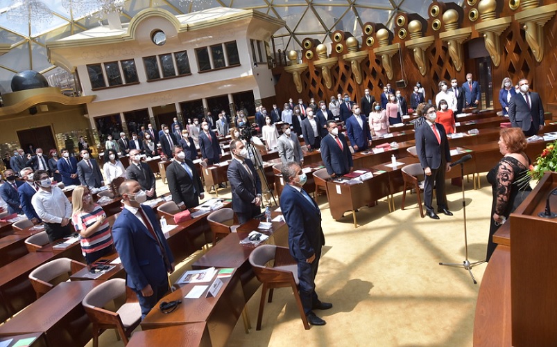 Βόρεια Μακεδονία: Ξεκίνησε η μάχη για το σχηματισμό κυβέρνησης συνεργασίας