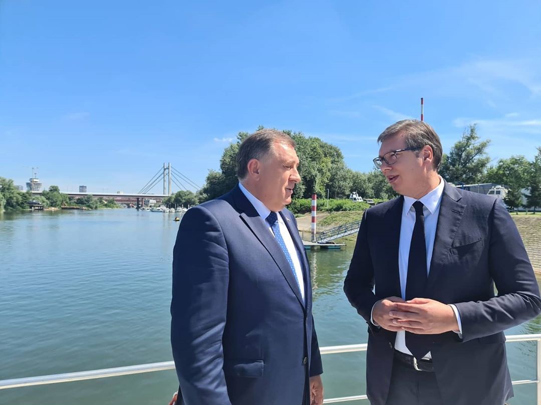 B-E: Δεν υποστήριξε την πρόταση Dodik για το καθεστώς του Κοσσυφοπεδίου και της Δημοκρατίας Σρπσκα ο Vučić