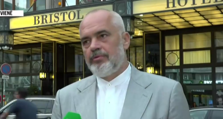 Rama: Είναι τρέλα ότι η Ελλάδα «καταπίνει» τη θάλασσα της Αλβανίας