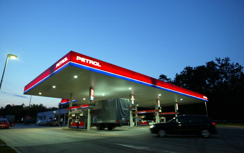 Σλοβενία: Στα “σκοινιά” η Petrol λόγω πανδημίας
