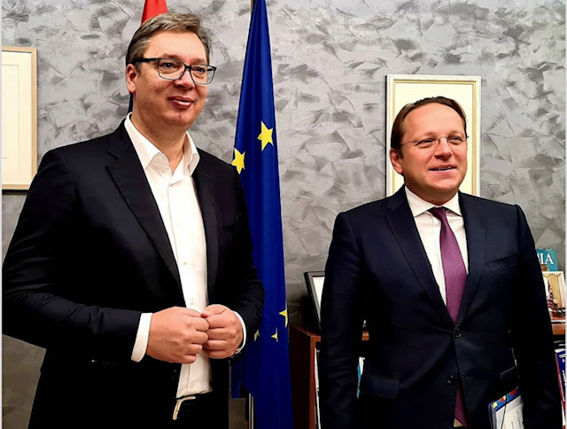 Σερβία: Συνεχίζει τις επαφές του ο Vučić στις Βρυξέλλες