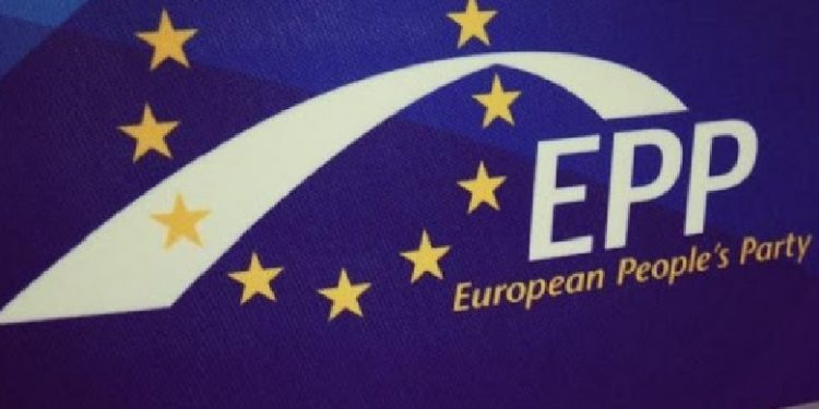 Αλβανία: Μονομερείς αλλαγές στον εκλογικό νόμο, είναι ενάντια στην έναρξη των διαπραγματεύσεων, αναφέρει το ΕΛΚ