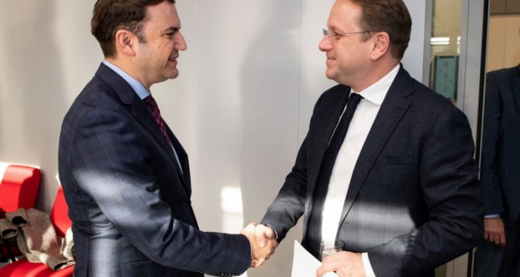 Osmani: Οι επαφές με τη Βουλγαρία θα ενταθούν