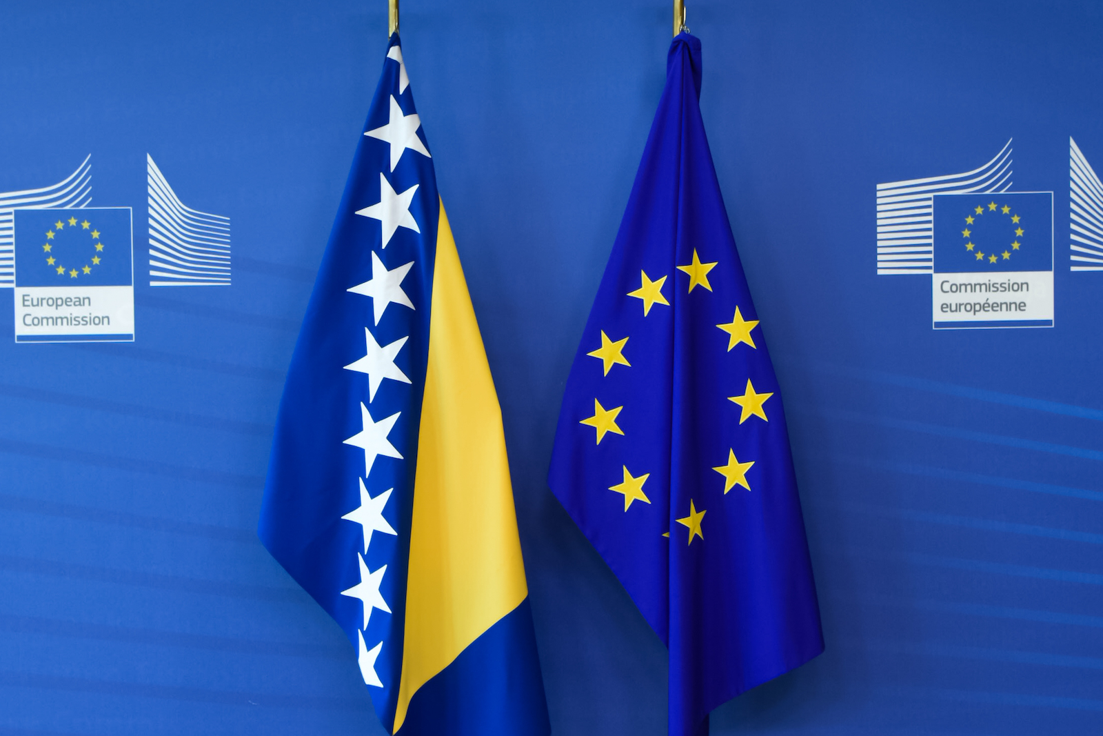 Β-Ε: Κρούει τον κώδωνα του κινδύνου η ΕΕ για τον αργό ρυθμό ανάπτυξης
