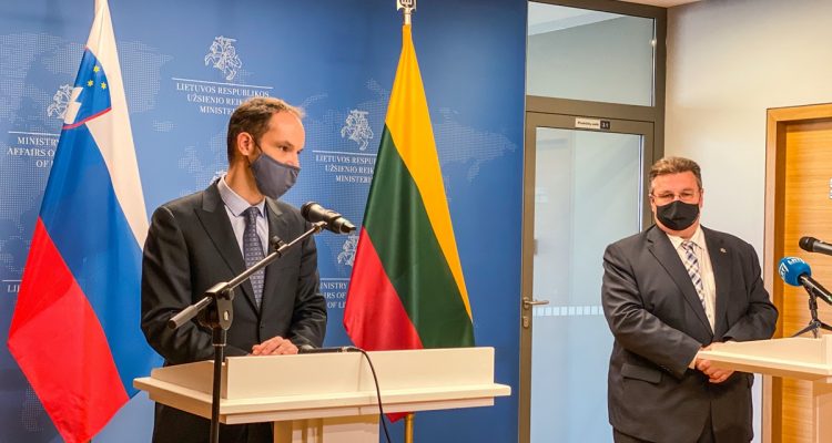 Σλοβενία: Με Linkevicius και Tikhanovsky συναντήθηκε ο Logar στη Λιθουανία