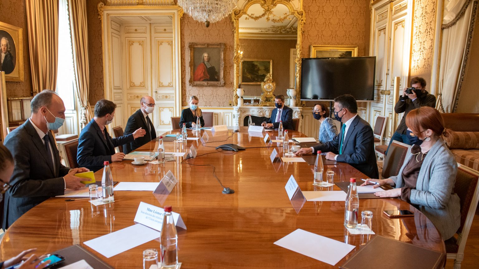 Dimitrov: Η λήψη γαλλικής υποστήριξης δεν είναι εύκολη