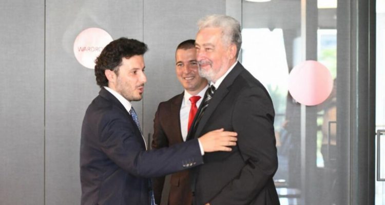 Μαυροβούνιο: Διχάζει η πρόταση Krivokapić για τους υποψήφιους Υπουργούς