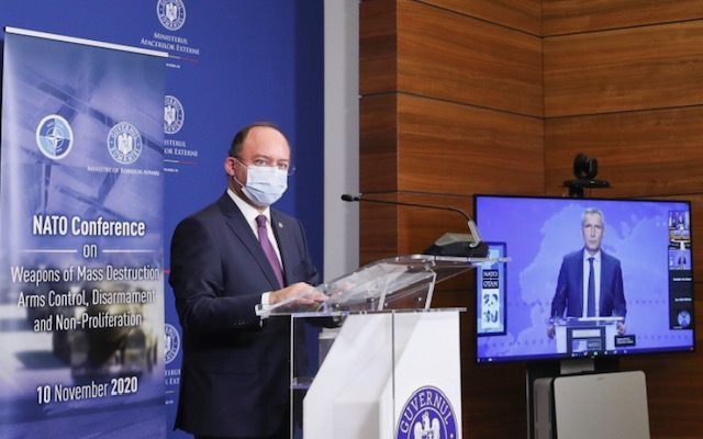 Ρουμανία: Aurescu και Stoltenberg συμπροήδρευσαν στην ετήσια διάσκεψη του ΝΑΤΟ για τον έλεγχο των όπλων