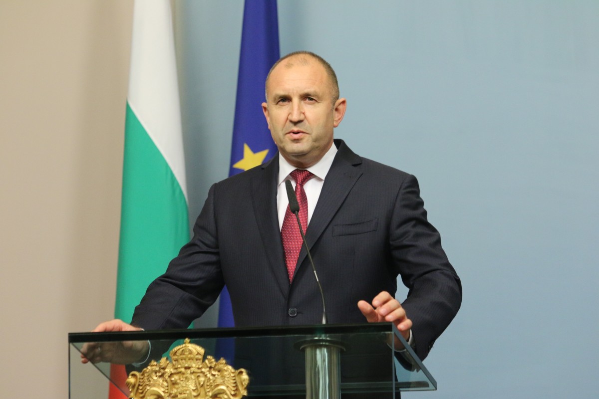 Βουλγαρία: Ο Radev συνεχίζει τις διαβουλεύσεις για τις εκλογές με τα κόμματα