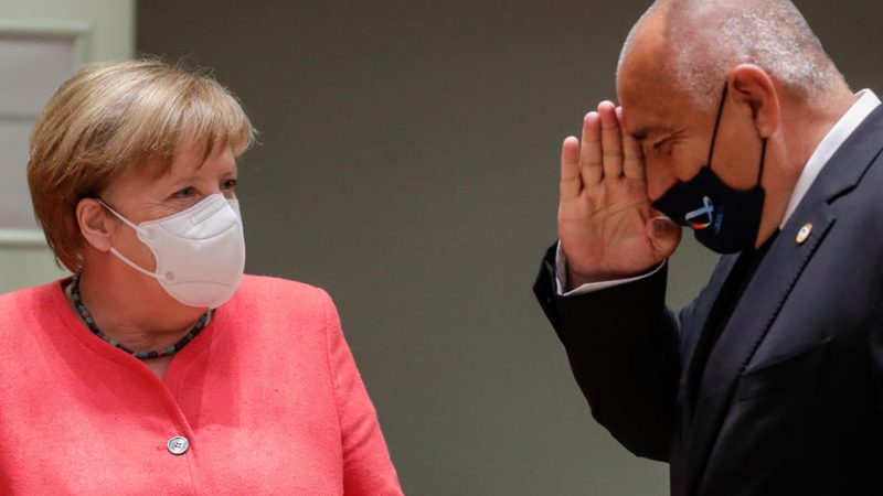 EURACTIV: Merkel και Borissov μπλόκαραν τις κυρώσεις για την Τουρκία
