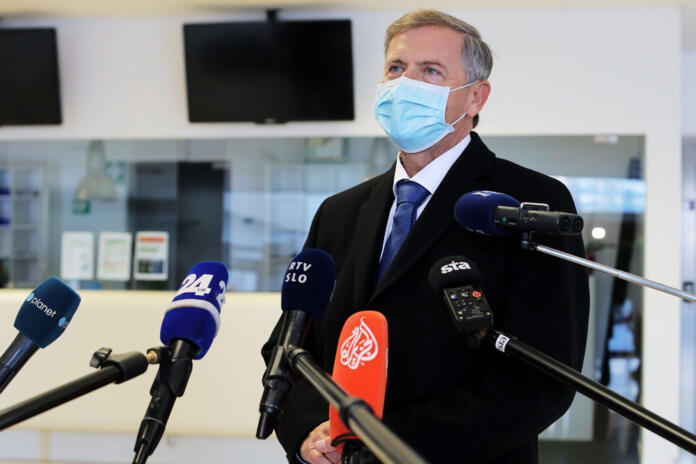 Σλοβενία: Ορατός ο κίνδυνος πολιτικής κρίσης μετά την αποχώρηση του DeSUS από τον κυβερνώντα συνασπισμό