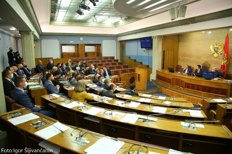 Μαυροβούνιο: Το Κοινοβούλιο ψήφισε τις τροπολογίες στο Νόμο περί Θρησκευτικής Ελευθερίας