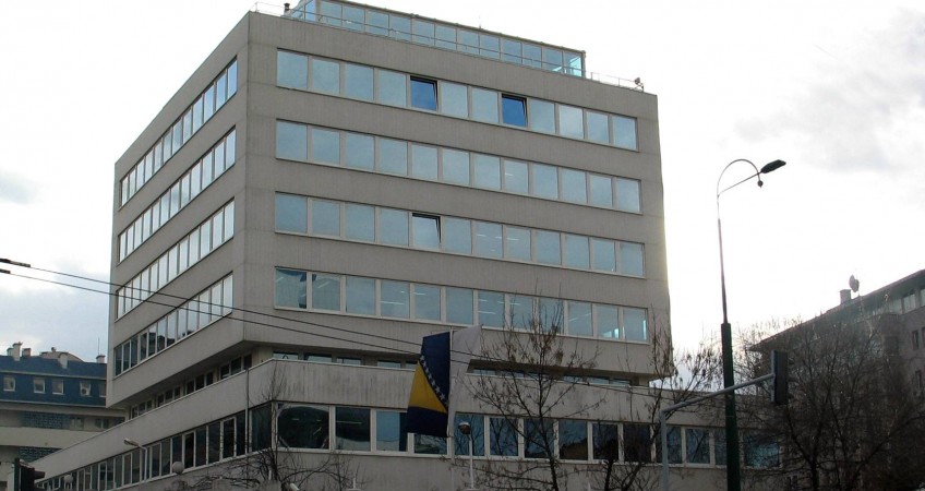 Β-Ε: Συνεχίζεται ο πόλεμος μεταξύ Γραφείου Ύπατου Εκπροσώπου και Εθνοσυνέλευσης Δημοκρατίας Σέρπσκα