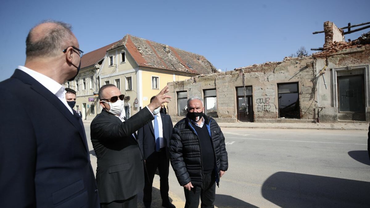 Κροατία: Χείρα βοηθείας από την Τουρκία στις σεισμόπληκτες περιοχές
