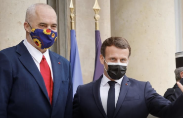 Αλβανία: Διμερή ζητήματα και τις Γαλλικές επενδύσεις συζήτησαν Macron και Rama στο Παρίσι