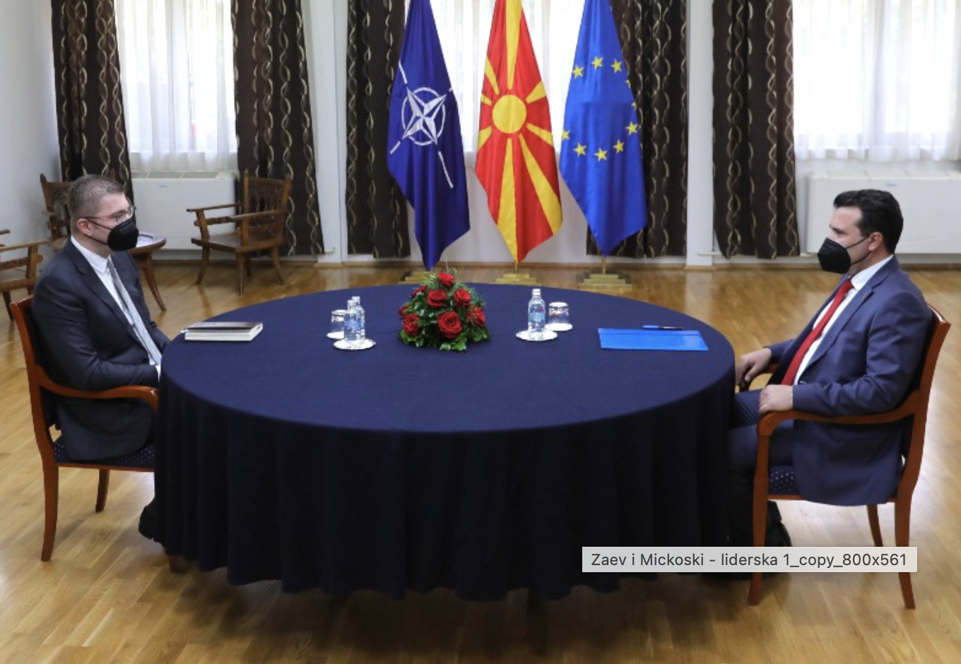 Βόρεια Μακεδονία: Zaev και Mickoski ανέβαλαν την απογραφή για τον Σεπτέμβριο