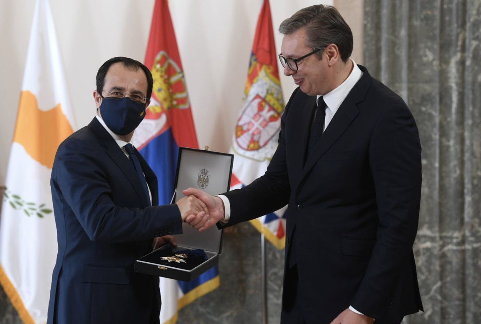 Σερβία: Ο Πρόεδρος Vučič απένειμε προσωπικά στον Χριστοδουλίδη το Μετάλλιο του Τάγματος της Σημαίας της Σερβίας