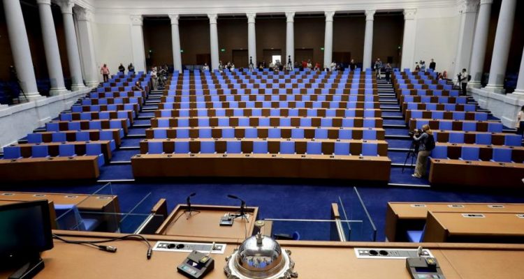 Βουλγαρία: Ασαφές το τοπίο για τον σχηματισμό κυβέρνησης