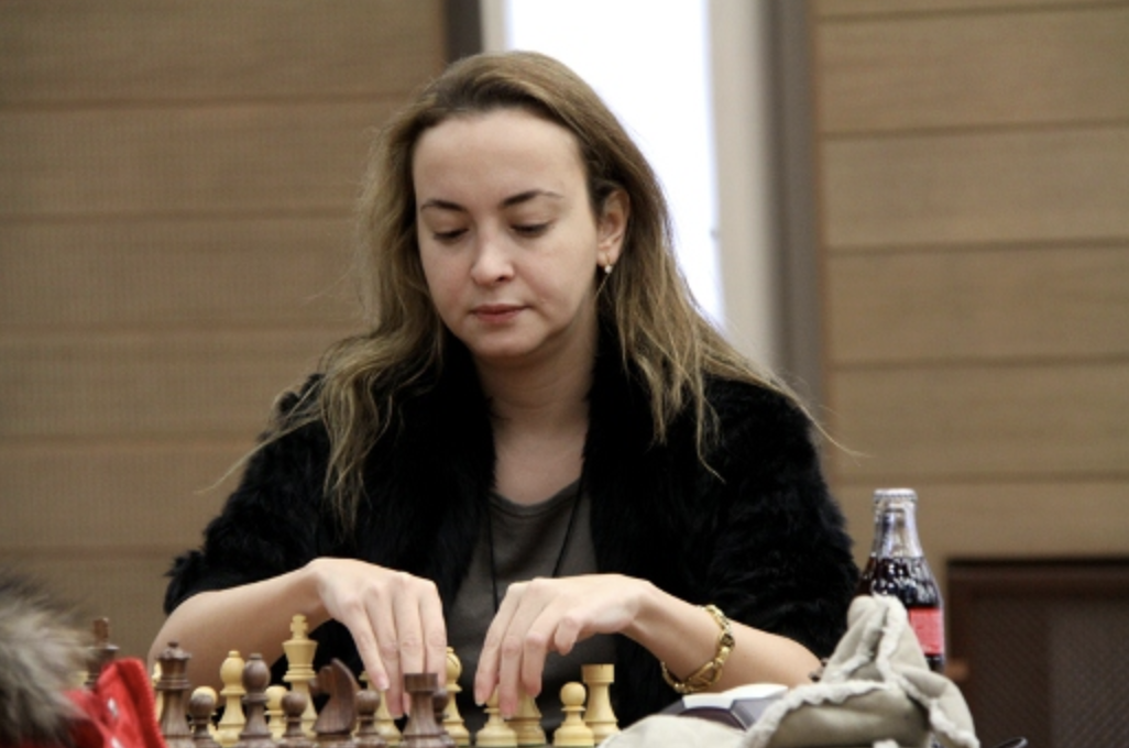 Βουλγαρία: Την GM στο σκάκι Stefanova πρότεινε για Πρωθυπουργό ο Trifonov. Πολιτικά δειλό τον χαρακτήρισε ο Borissov