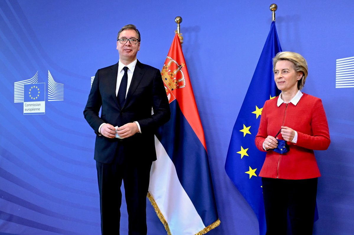 Σερβία: Με την von der Leyen συναντήθηκε ο Vučić στις Βρυξέλλες, ελπίδες για αναθέρμανση του διαλόγου