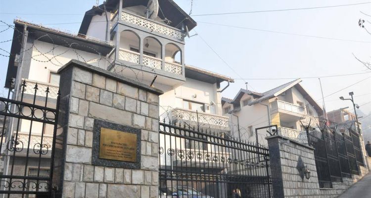 Β-Ε: Συνεχίζεται το έπος για την «ειρηνική διάλυση του κράτους»