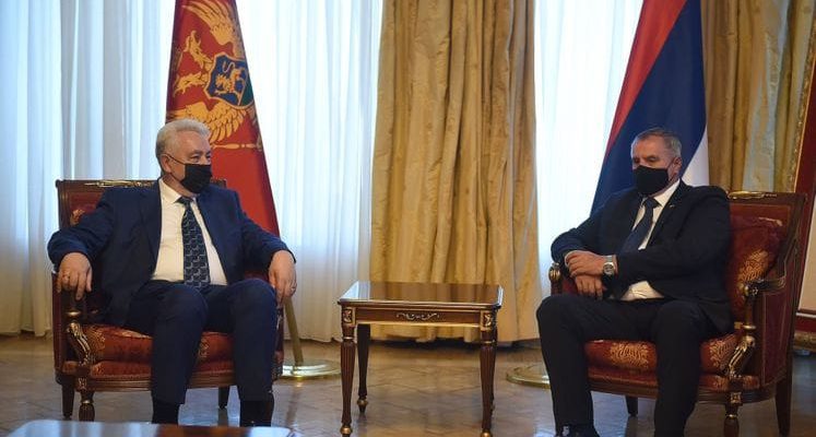 Ο πρωθυπουργός του Μαυροβουνίου συνεχίζει την επίσημη επίσκεψη στη Β-Ε