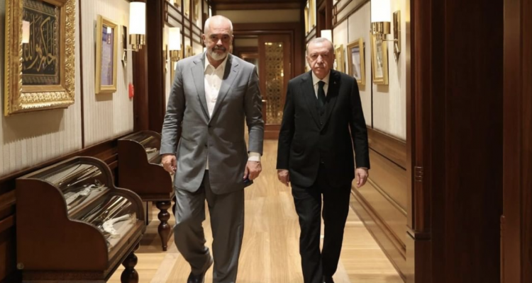 Τουρκία: Ο Erdoğan συναντήθηκε με τον Rama