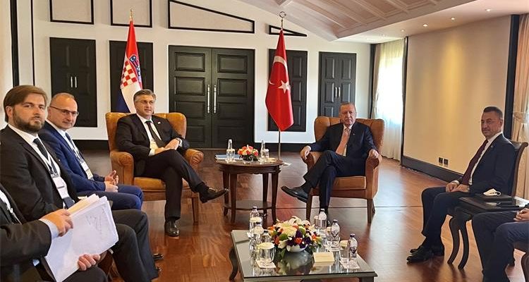 Κροατία: Ο Plenković συναντήθηκε με τον Erdogan στην Αττάλεια, ζήτησε υποστήριξη για μεταρρυθμίσεις στη Β-Ε