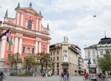 Σλοβενία: Ο τουριστικός τομέας υφίσταται τις συνέπειες της πανδημίας Covid-19